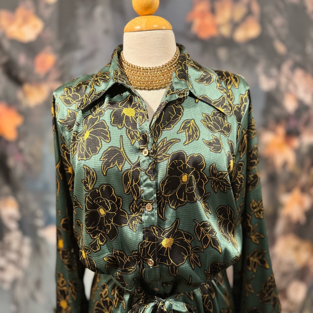 Who What Wear Green Floral Long Sleeve Dress - Picture 3 of 8